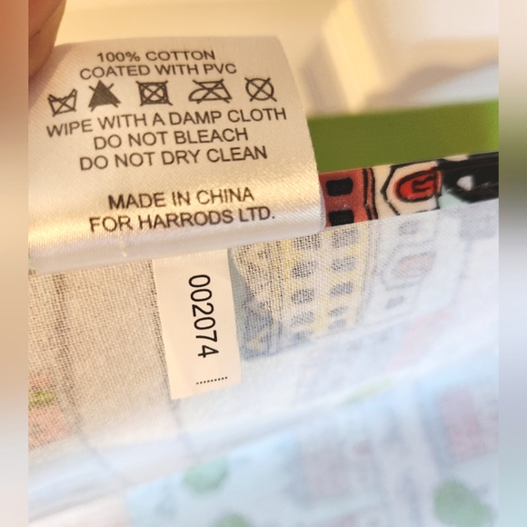 HARRODS Vtg London UK Map Dept Store Oil Cloth Easy Wipe Souvenir Tie Chef Apron - Picture 14 of 16